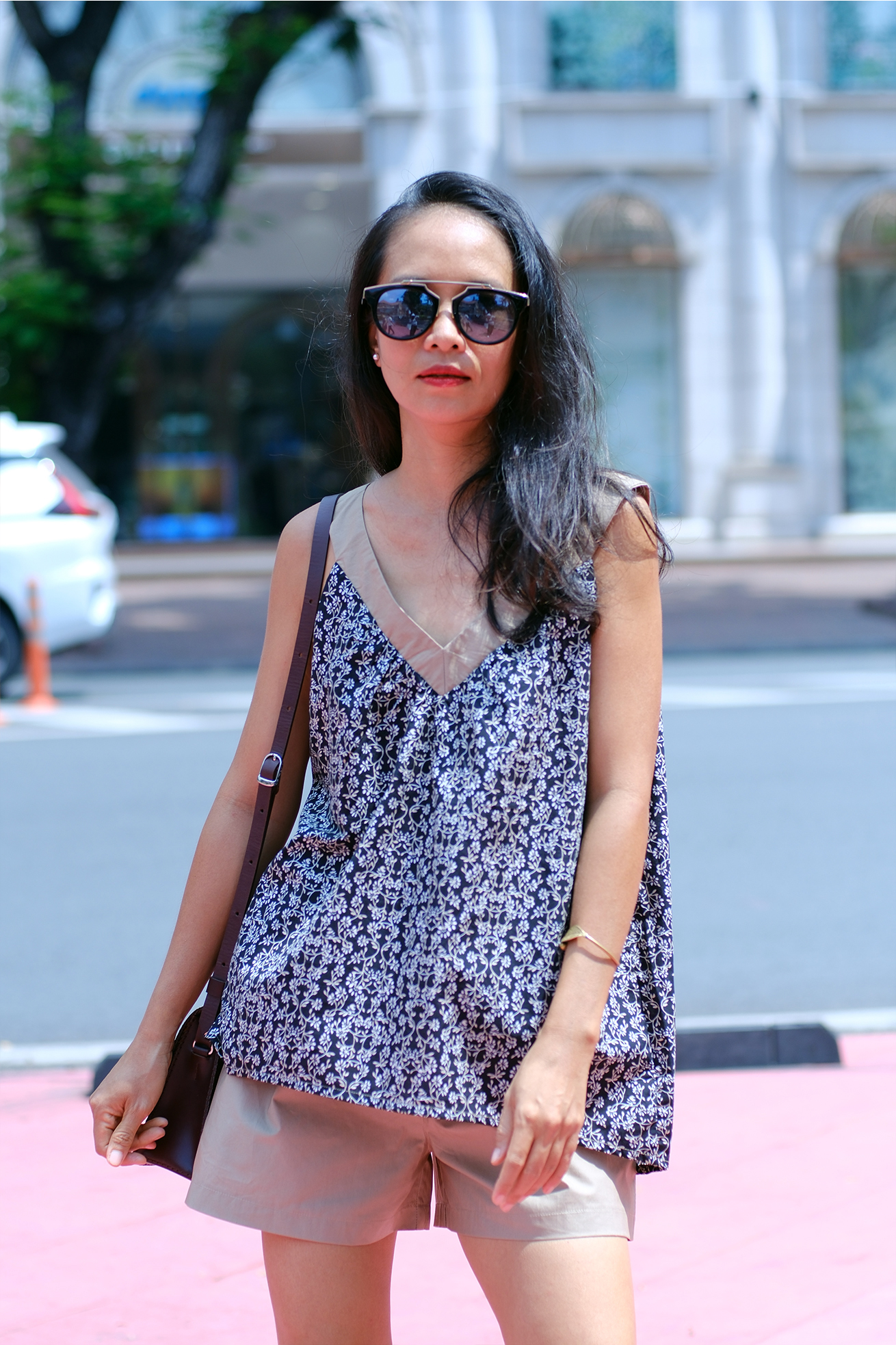Bộ hai dây cổ tim đen hoa - Ảnh 2